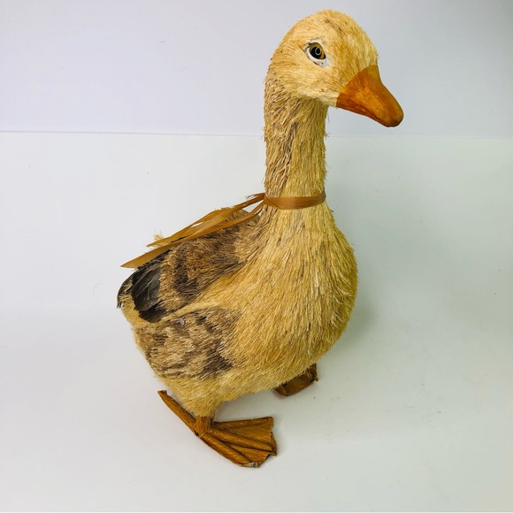 Handmade Natural Straw Duck Standing Walking Decoy Home Country Decor 14" Tall - Picture 1 of 7